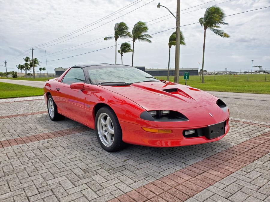  Chevrolet Camaro SS (1710) 1996 года  (фото 21 из 101)